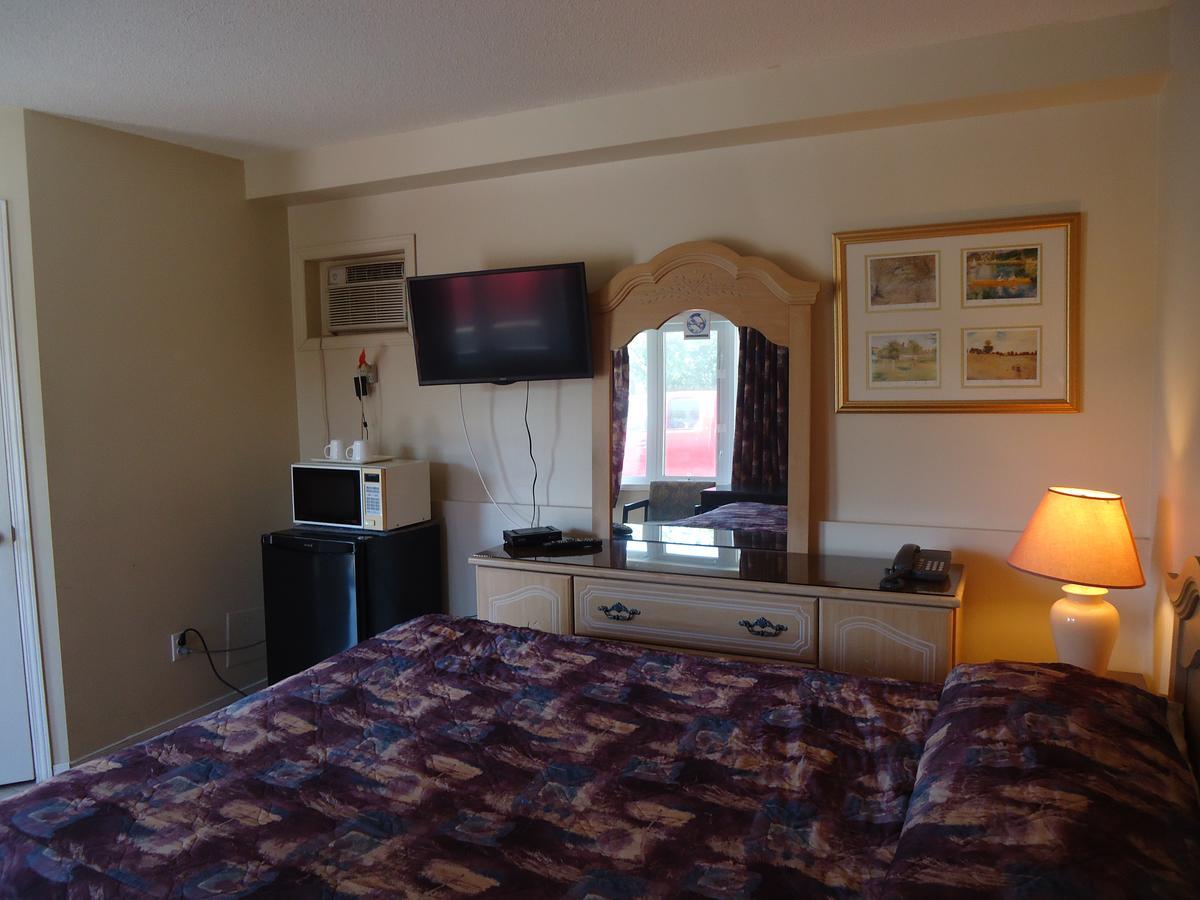 Motel Chateauguay Hull Екстериор снимка