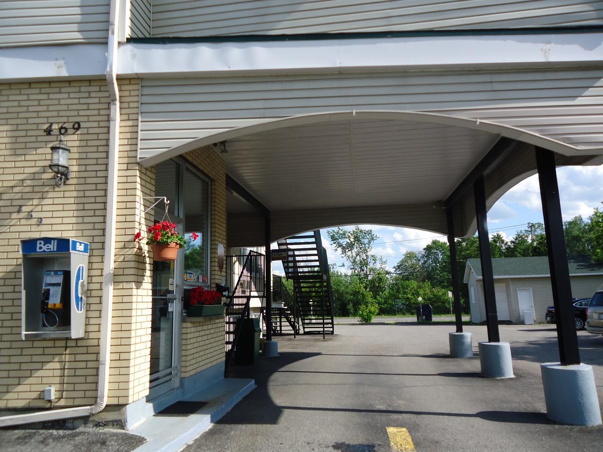 Motel Chateauguay Hull Екстериор снимка