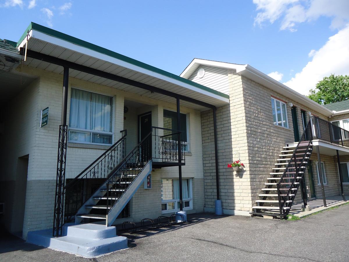 Motel Chateauguay Hull Екстериор снимка