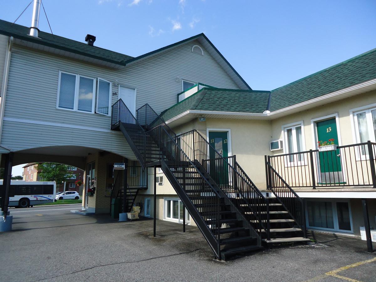 Motel Chateauguay Hull Екстериор снимка